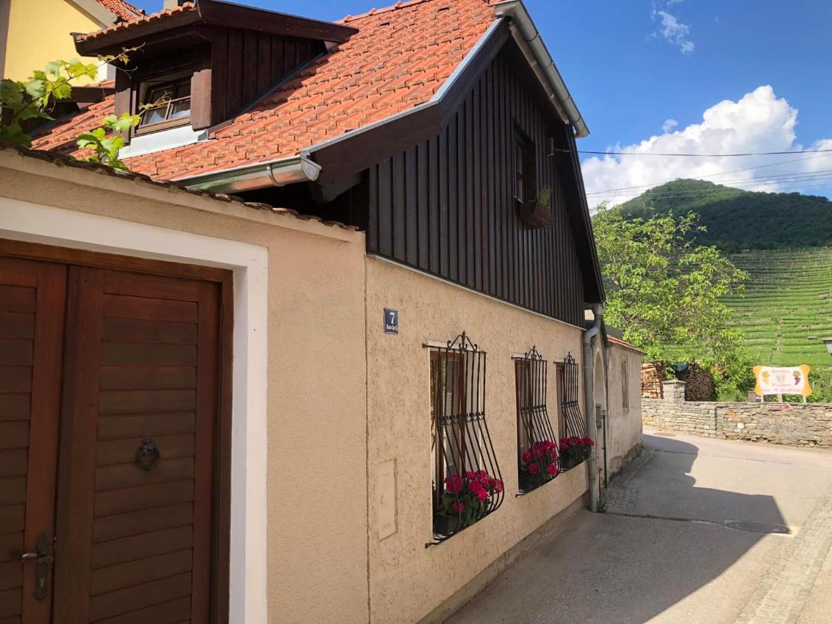 Apartment Zum Roten Tor Spitz an der Donau Esterno foto